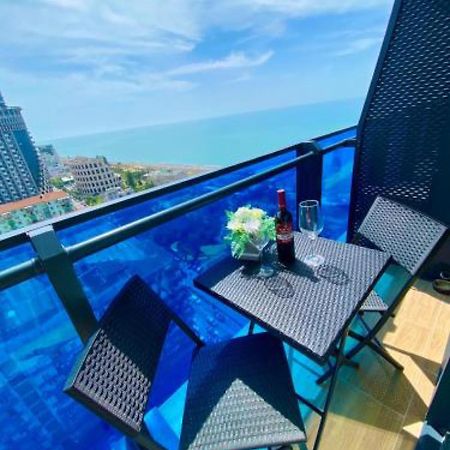 Orbi City Sea View Aparthotel Batumi Exterior photo