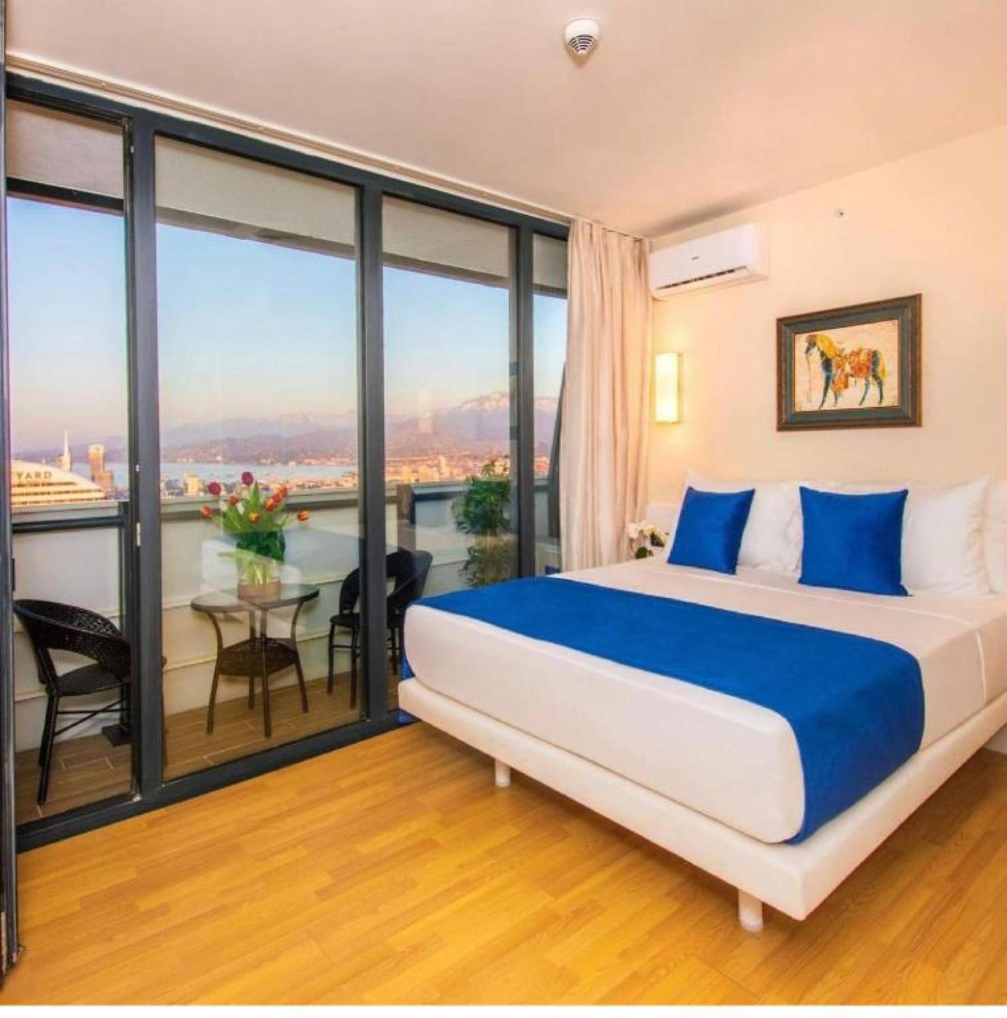 Orbi City Sea View Aparthotel Batumi Exterior photo